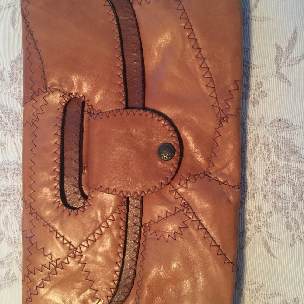 Vintage Brown leather clutch